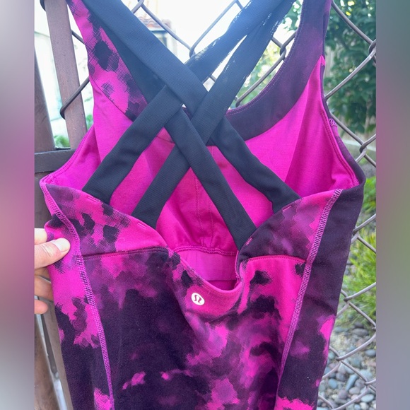 Lululemon top - Picture 5 of 6